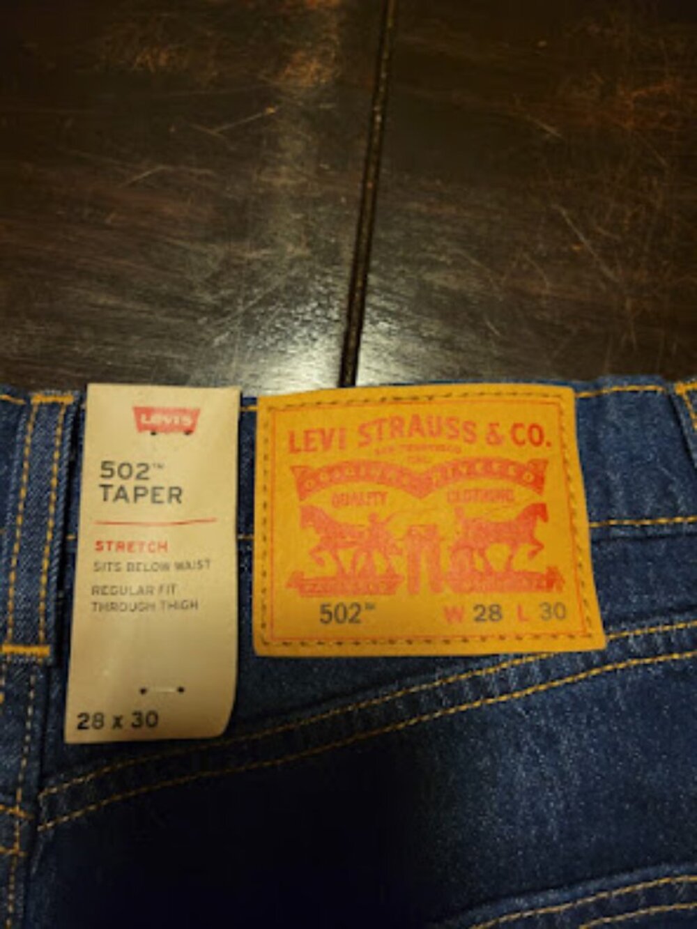 Levi’s 502 Taper Men’s 28x30 Dark Wash Stretch Jeans NWT qsa